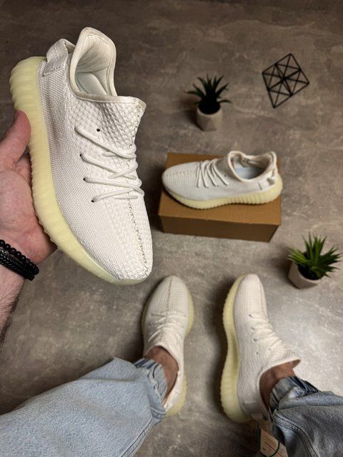 Білі Yeezy Boost 350 5784-1154135 фото